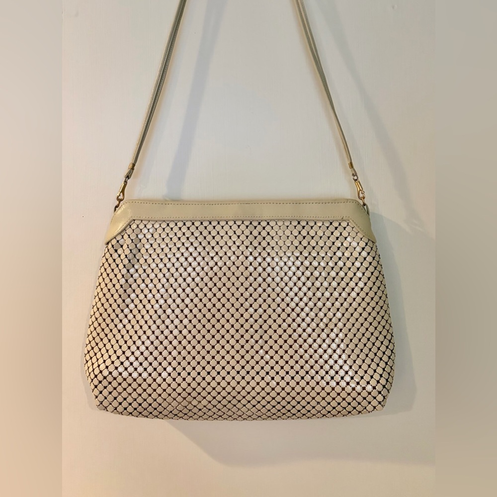 Vintage Whiting and Davis mesh bag/clutch/crossbody